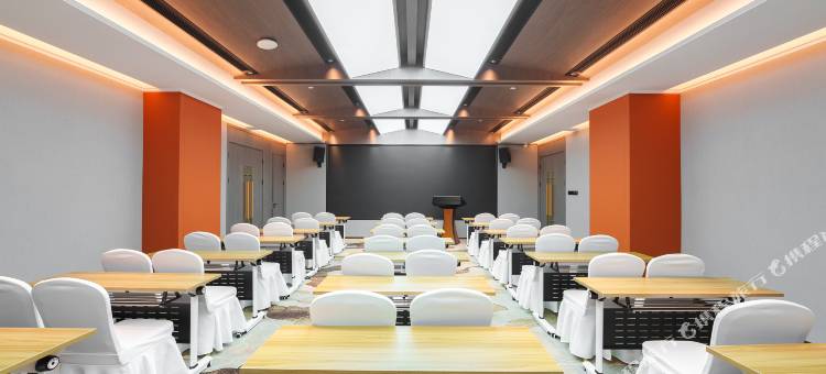 昆明官渡豪生Life酒店(昆明国际会展中心双桥夜市风情街店)图片