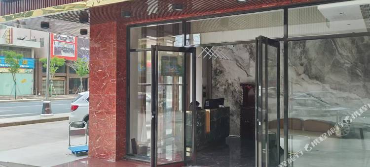雅运海岸酒店图片
