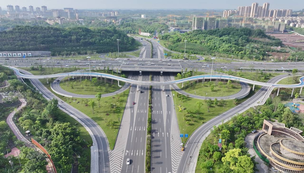 Smart·斯玛特空中酒店(自贡华商国际城南湖体育中心店)图片