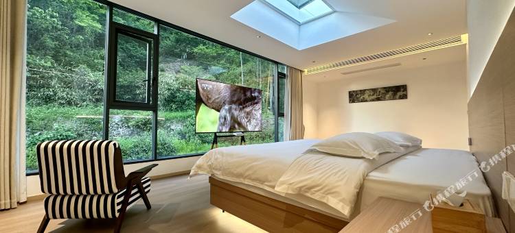 天堂寨月夏山居庭院民宿图片