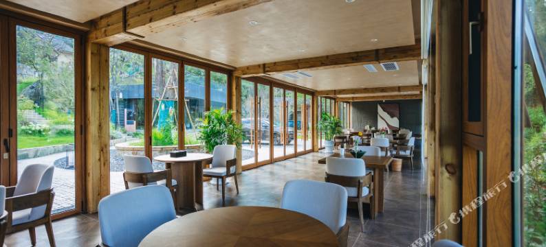 西岭云藏ShiningInnerHotel(十堰店)图片