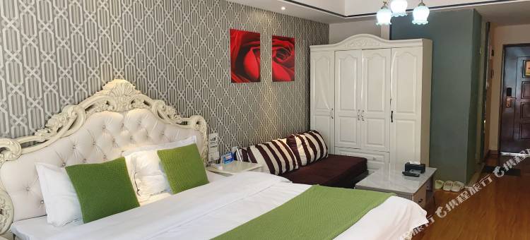 星际轻奢民宿(台州万达广场店)图片