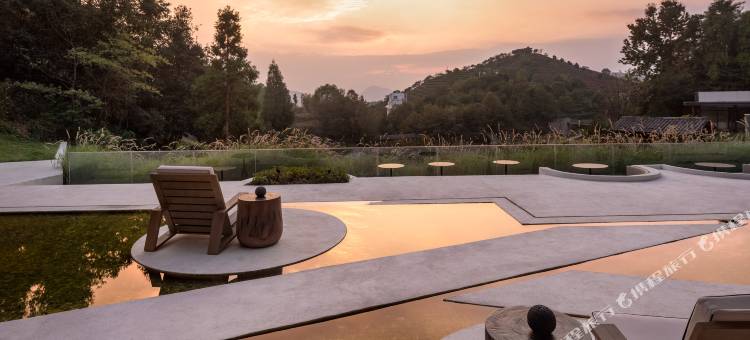 开臣忆汸·朝阳山云沫度假Villa美宿图片