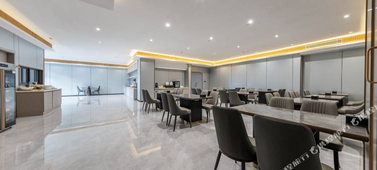 季尔顿酒店(什邡雍湖公园三中心店)图片