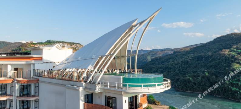 西双版纳景洪朝露度假酒店(告庄星光夜市店)图片