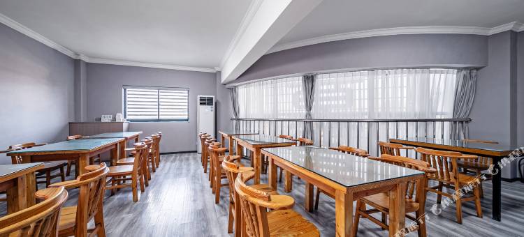 宜居酒店(宝应新亚细亚购物中心叶挺路店)图片