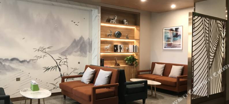 百年商务宾馆(哈尔滨会展中心店)图片