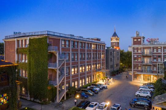 hotel overview picture