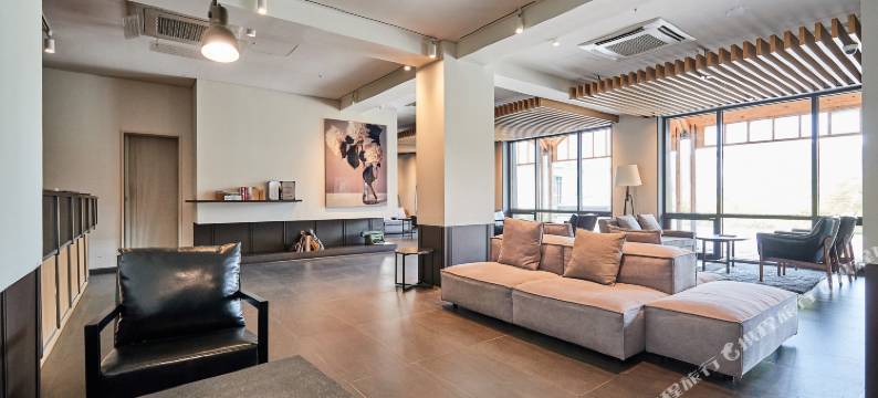 伊顿天堂酒店(Eden Paradise Hotel)图片