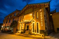 Yuexi A'xia Manor Hotel - Bãi đậu xe