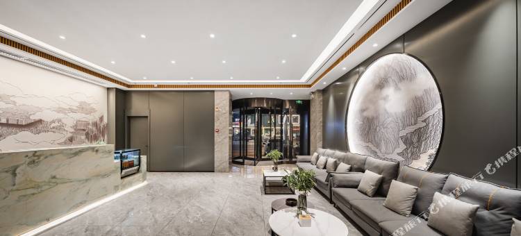 白玉兰酒店(沈阳市府广场中街步行街店)图片