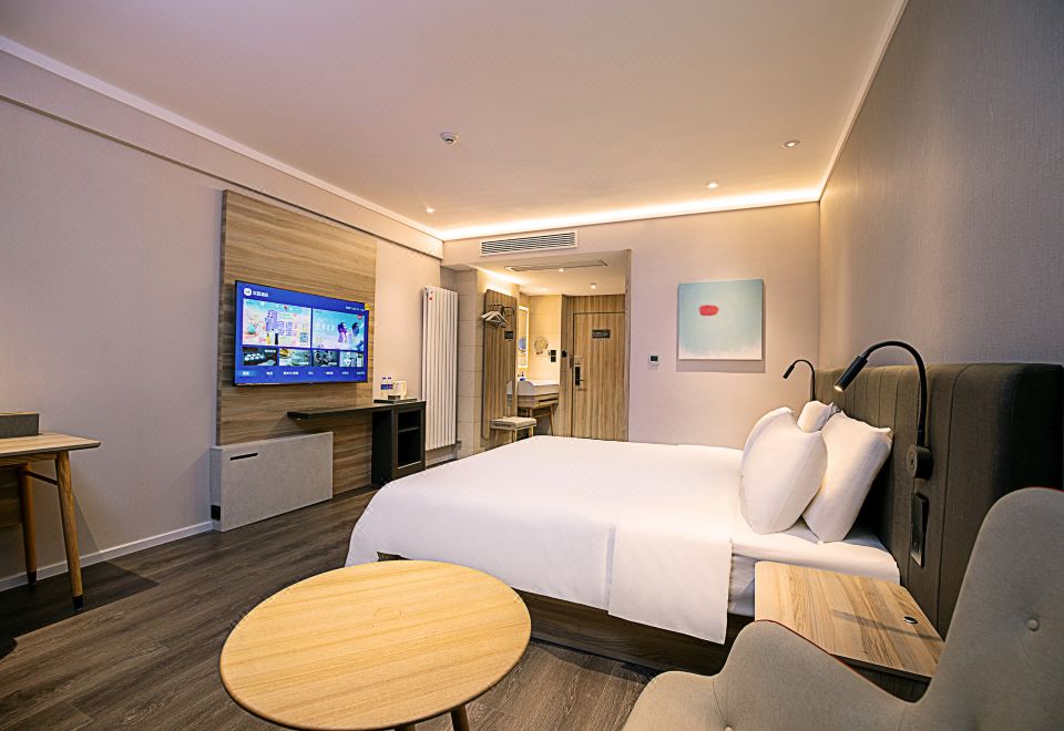 HanTing Hotel (Xinxiang Huixian) Hotel Overview