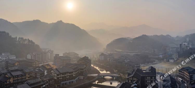 大别山陡沙河温泉小镇图片