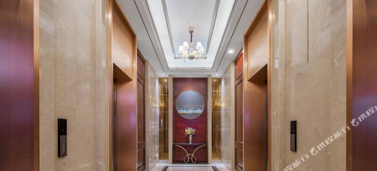 凯里亚德酒店(南昌红谷滩绿地双子塔店)图片