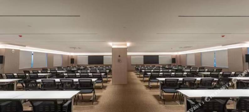 新视界酒店(滨湖世纪金源会展中心店)图片