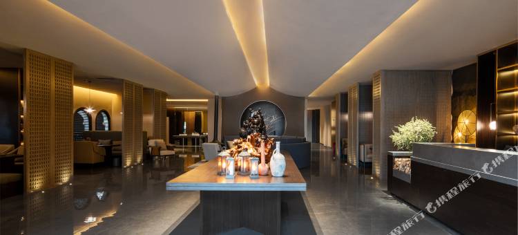 栖尘酒店(屏山县3A体育公园马湖公园店)图片