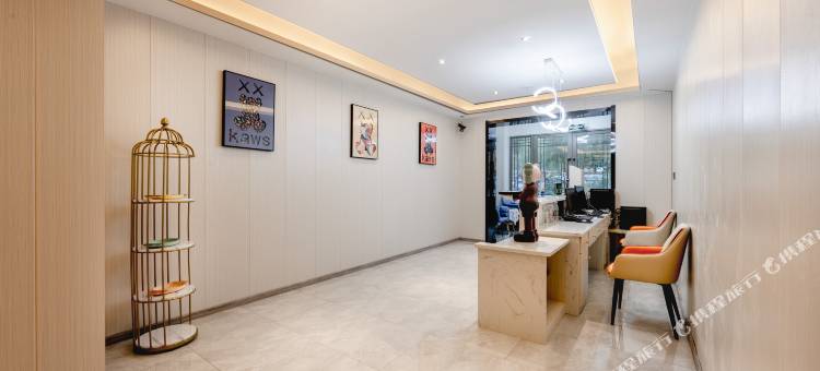 泊梵影院主题酒店(九寨沟景区游客中心店)图片