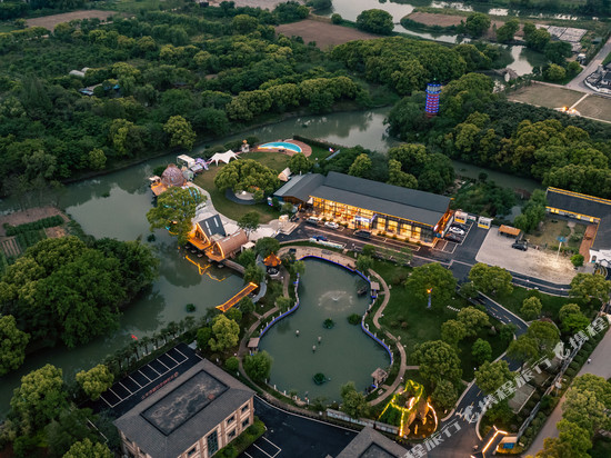 南浔和春温泉露营地