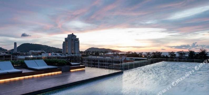 The Deck Patong图片