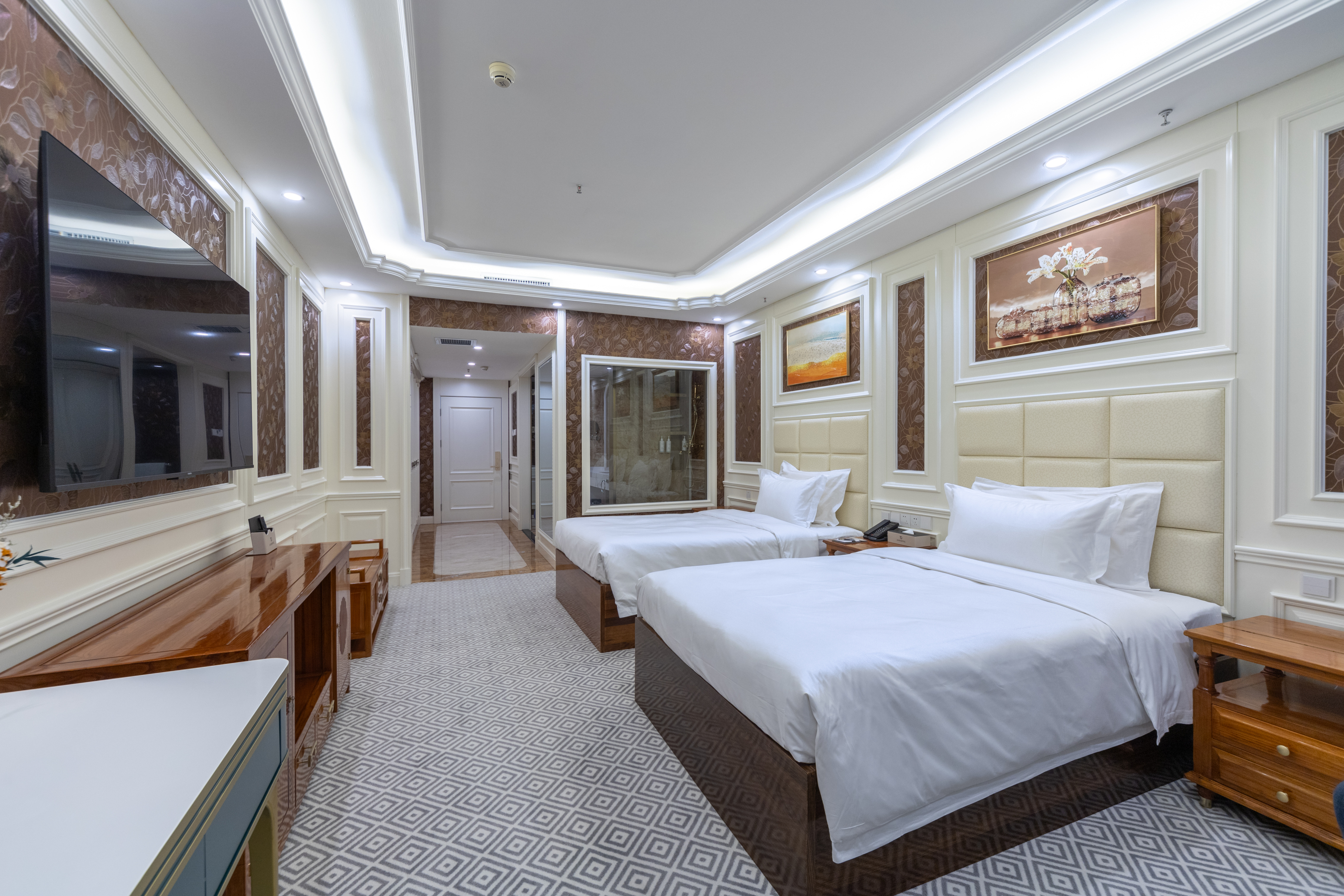 Taihe Deng International Hotel (Xianghe Wuyi Road) Over view