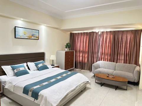 栖格·云宿(东方影都融创茂店)