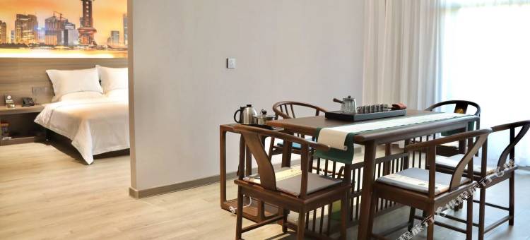 临颍豪越温泉酒店图片