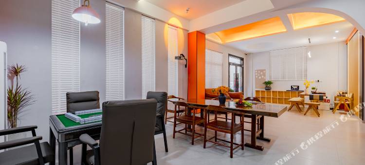 花筑·拾光岸恋民宿(大良钟楼地铁站清晖园店)图片