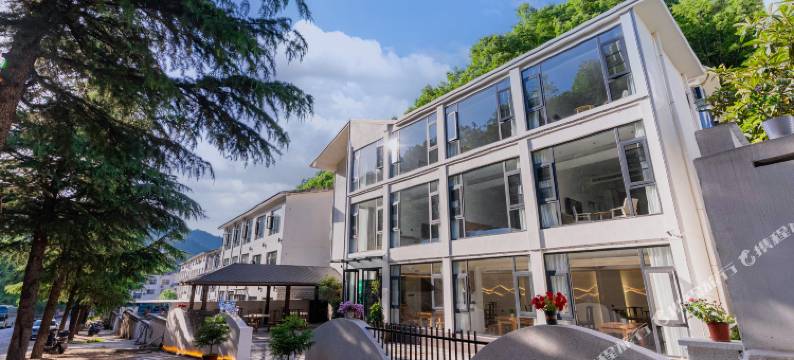 老君山9号酒店(中灵索道店)图片