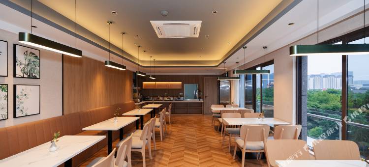 品睿酒店(盐城高铁站水街店)图片