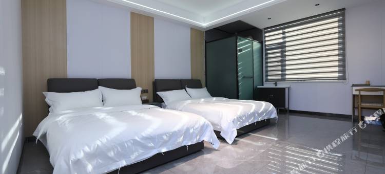 温泉濮塘民宿(博格达圣泉景区店)图片