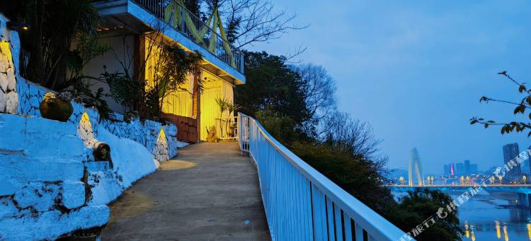 乐山墨花月白林居精品民宿图片