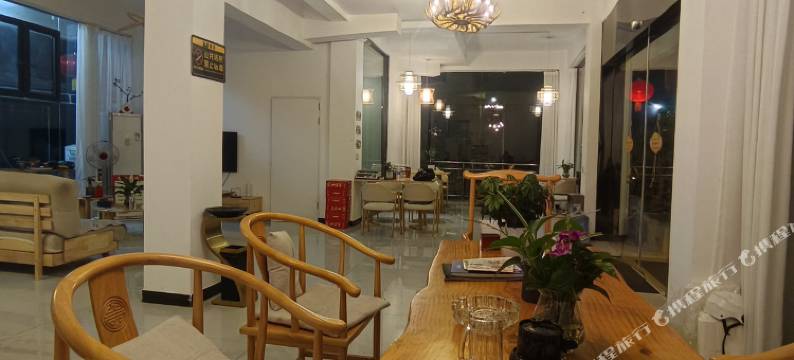 馨馨民宿(台盘村BA篮球场店)图片