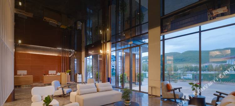 朵兰达V酒店(阿坝县店)图片