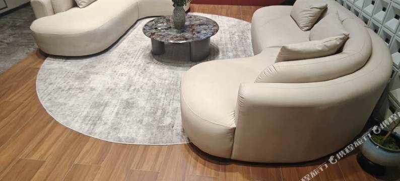 秋云果酒店(邯郸东站天鸿广场店)图片