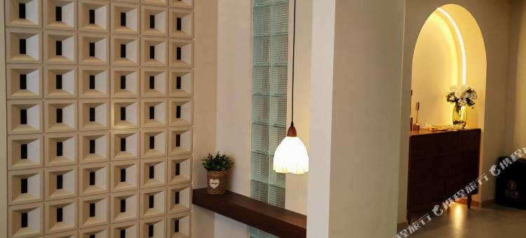 云朵泊月庭图片