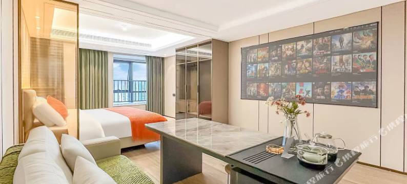 逸居轻舍影院公寓(婺州古城景区店)图片