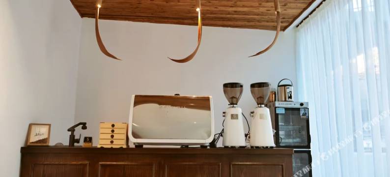 仓央·度假酒店图片