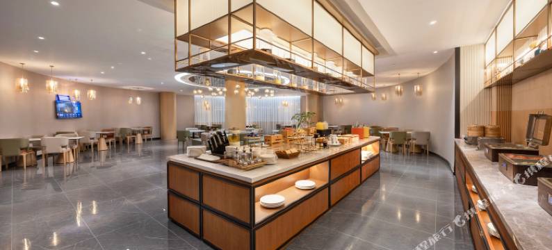 白玉兰酒店(定州市政府时代广场店)图片