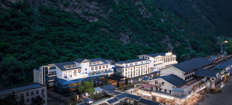 九寨沟景区游客中心边边街亚朵S酒店图片