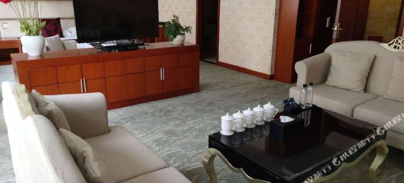 白云朵朵宾馆(呼伦贝尔新海中学店)图片