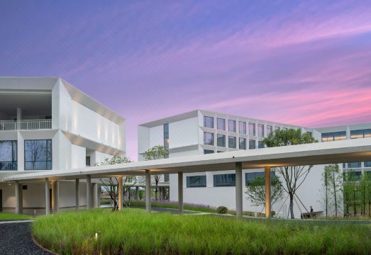 Jiande Aviation Town Maison New Century Resort HotelHotel Overview