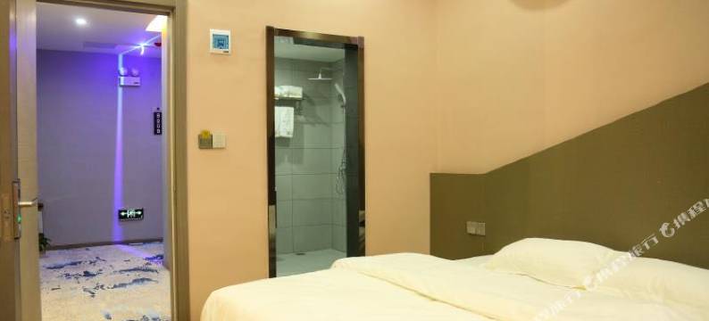 枣阳诗岛主题电竞酒店图片