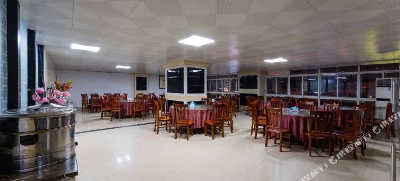 南宁金中环假日大酒店图片