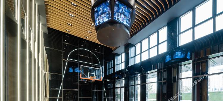 绍兴镜湖亚朵篮球酒店图片