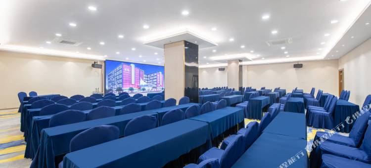 珠海拱北口岸丽呈睿轩酒店(高铁站店)图片