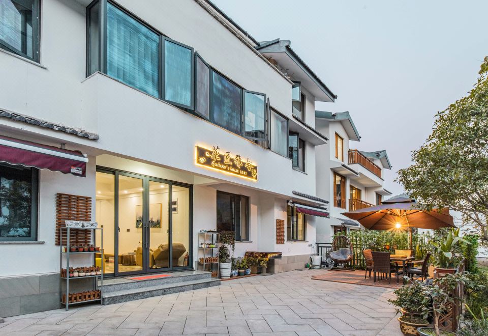Hotel Overview