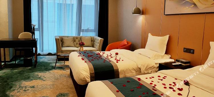 九方财富酒店(乌鲁木齐机场店)图片