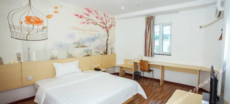 天蓝酒店(梅州五洲城汽车总站店)图片