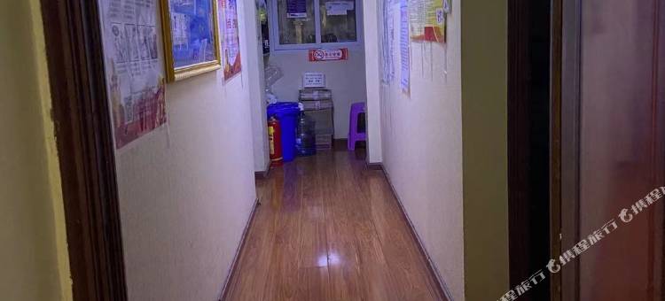 昌都凤云家庭宾馆图片
