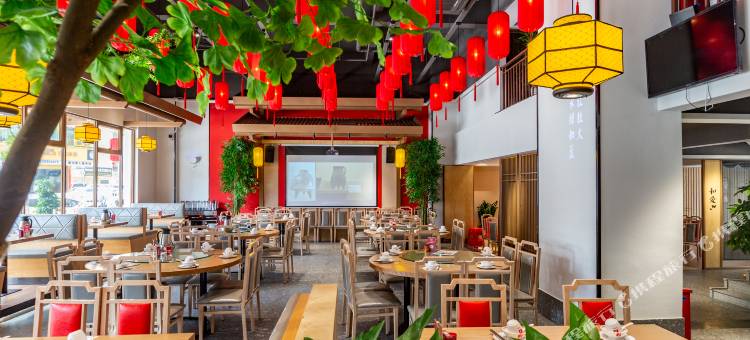 柏曼酒店(河源火车站店)图片